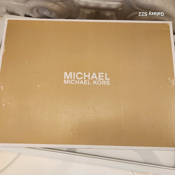 Michael Kors "Amelia" Rubin Red Heeled sandals. NIB. Size 7 - Picture 11 of 11